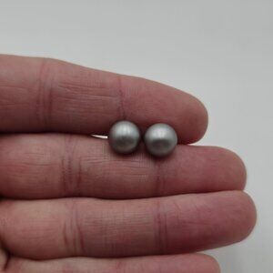 Sterling Silver Genuine Pearl Stud Earrings A3654